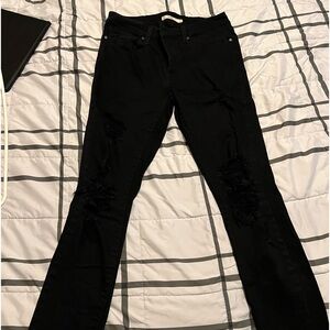 Levi’s 711 skinny jean